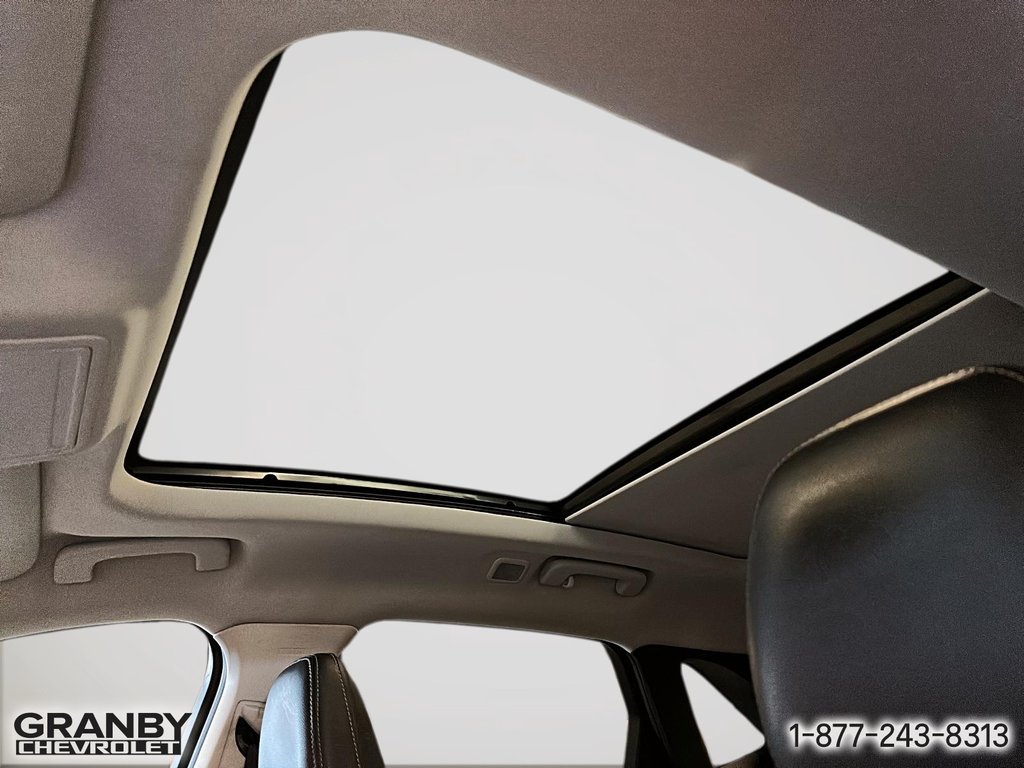 2022 Ford Escape in Granby, Quebec - 21 - w1024h768px