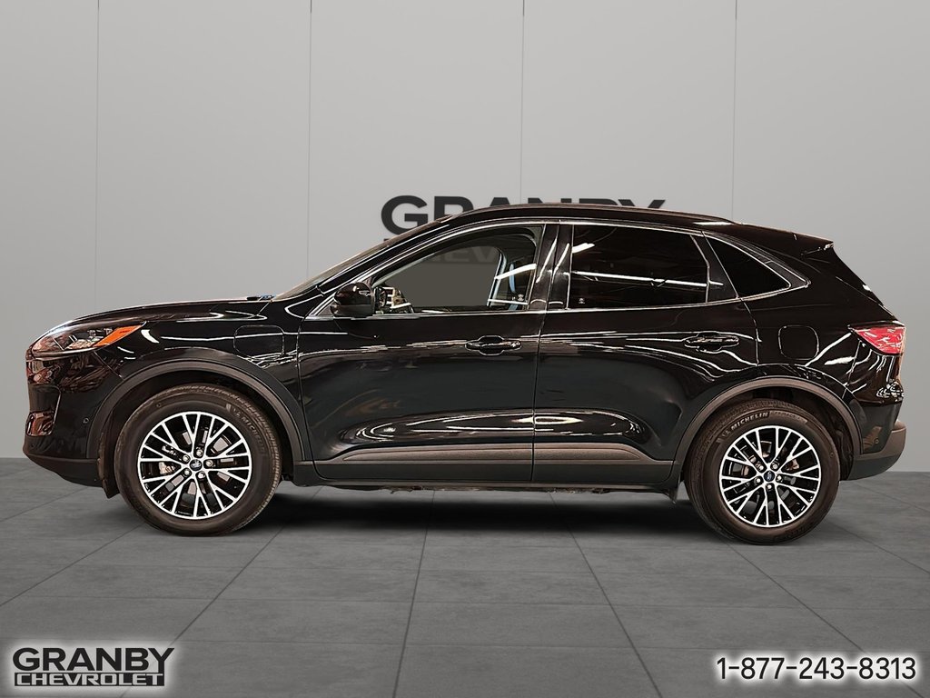 2022 Ford Escape in Granby, Quebec - 8 - w1024h768px