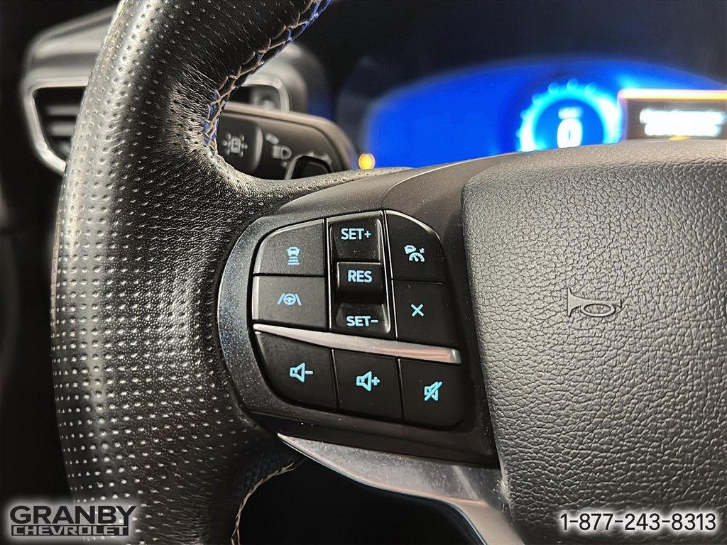 2020 Ford Explorer ST AWD in Granby, Quebec - 21 - w1024h768px