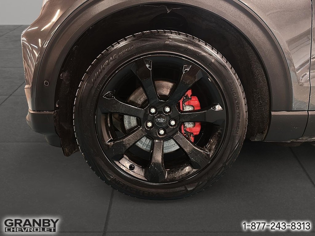 2020 Ford Explorer ST AWD in Granby, Quebec - 10 - w1024h768px
