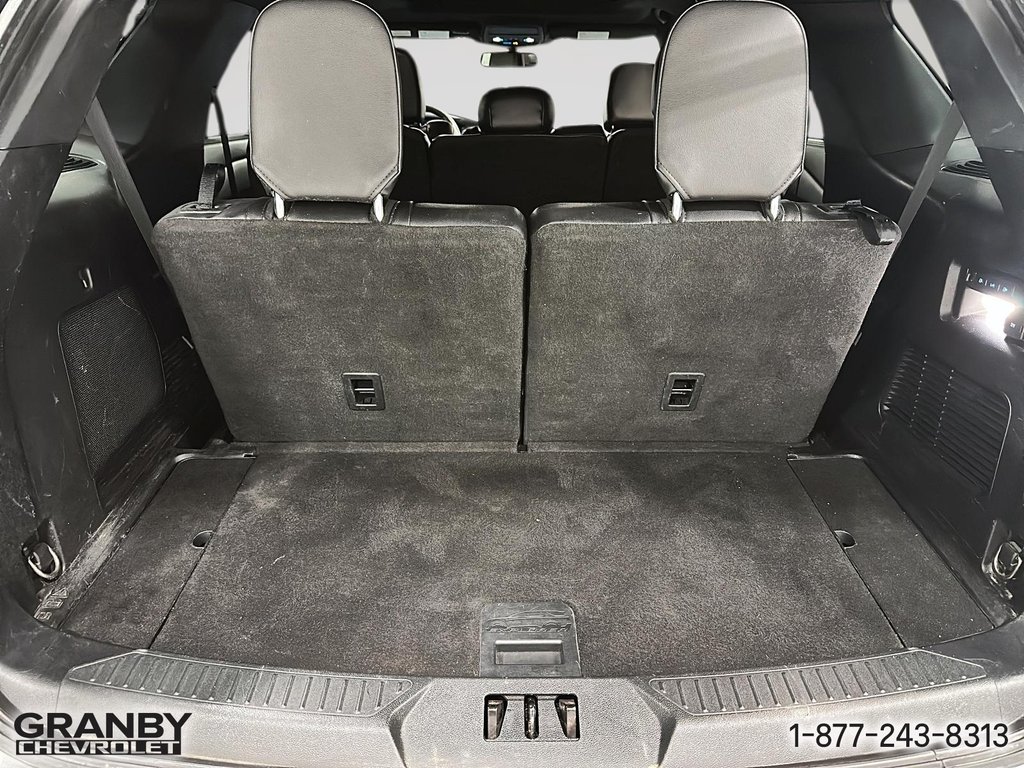 2020 Ford Explorer ST AWD in Granby, Quebec - 9 - w1024h768px