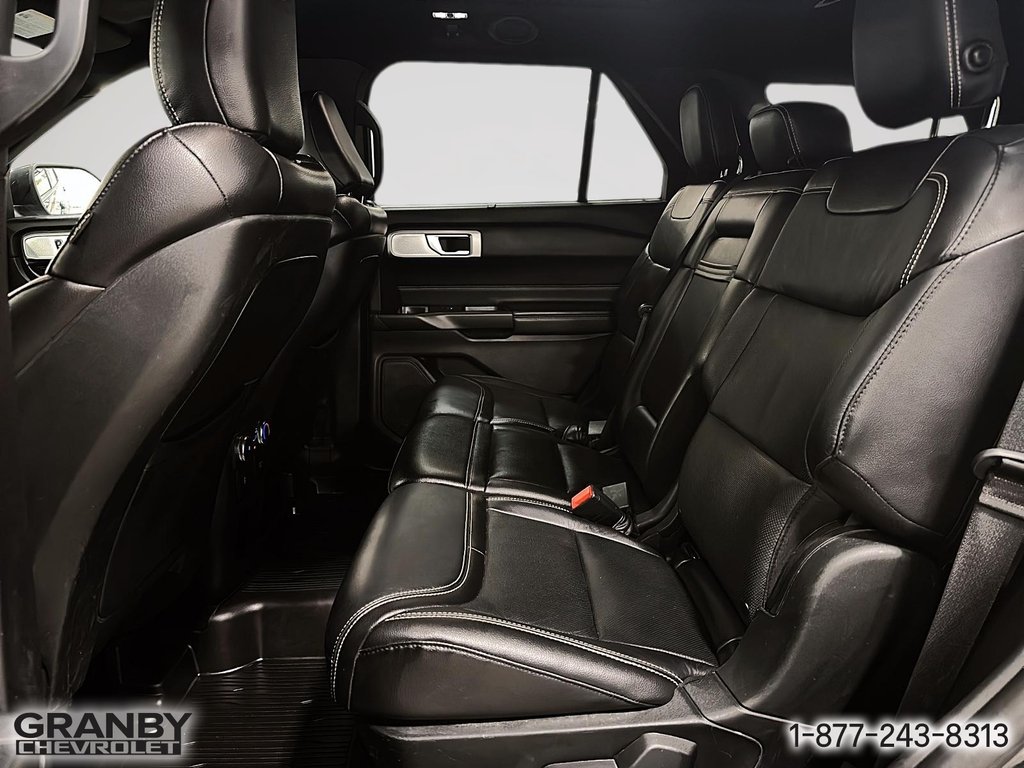 2020 Ford Explorer ST AWD in Granby, Quebec - 12 - w1024h768px