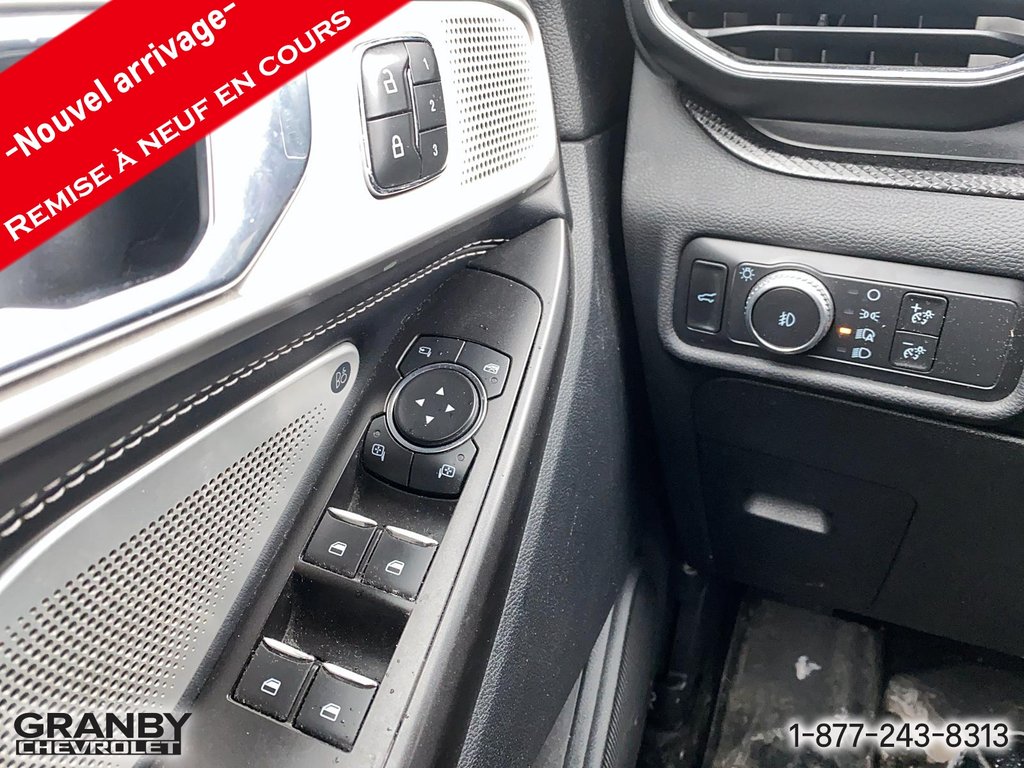 2020 Ford Explorer ST AWD in Granby, Quebec - 14 - w1024h768px