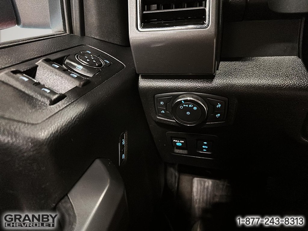 2018 Ford F-150 xlt crewcab boite6.6 moteur5.0L in Granby, Quebec - 14 - w1024h768px