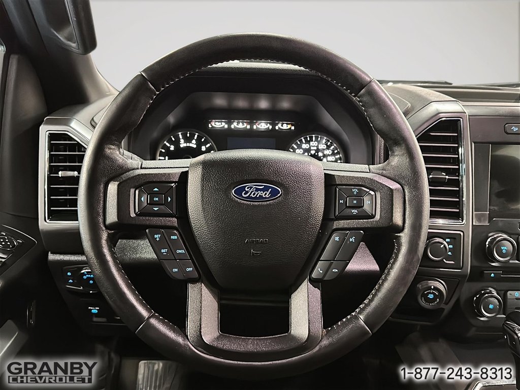 2018 Ford F-150 xlt crewcab boite6.6 moteur5.0L in Granby, Quebec - 15 - w1024h768px