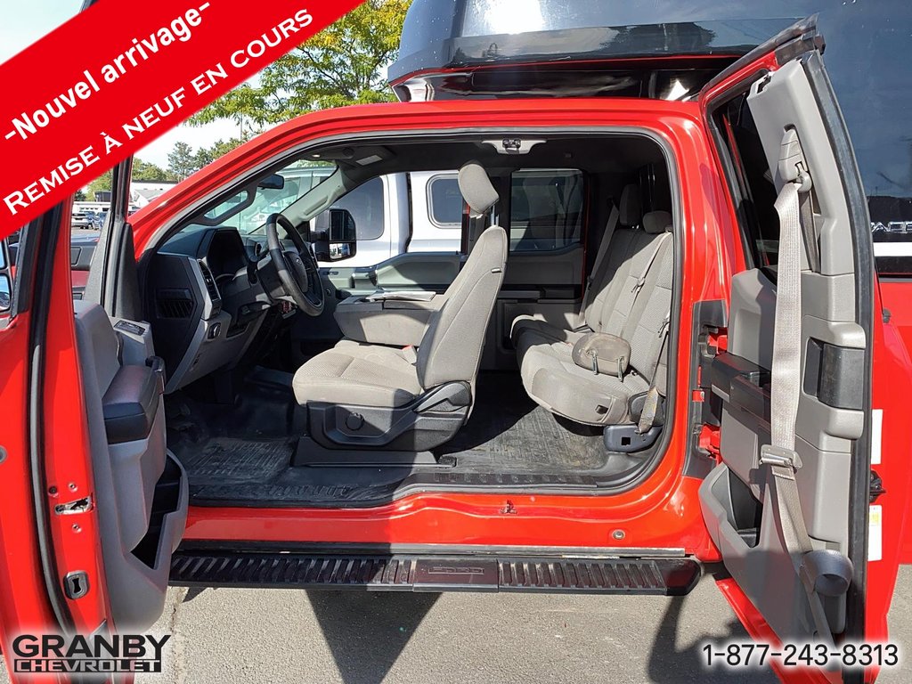 2019 Ford F-150 XLT boite longue CABINE ALLONGEE MOTEUR 5.0L in Granby, Quebec - 10 - w1024h768px