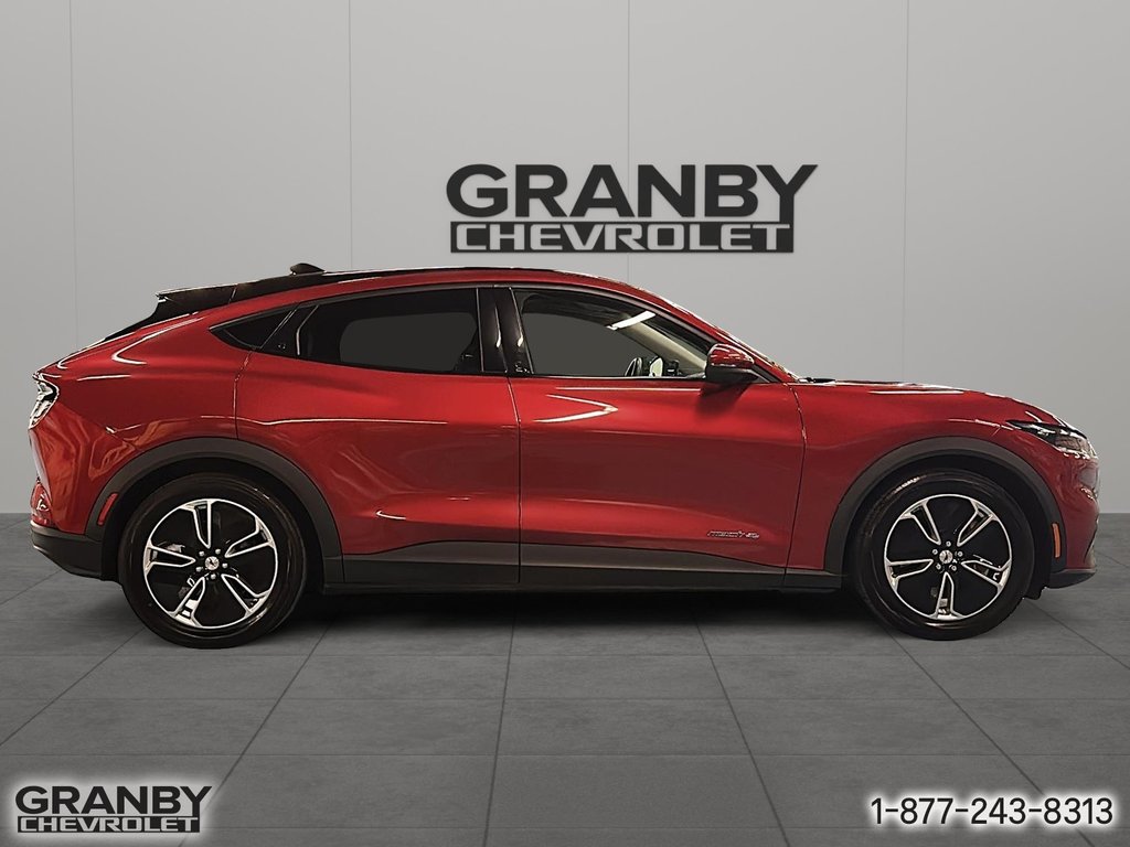 2021 Ford Mustang Mach-E in Granby, Quebec - 4 - w1024h768px