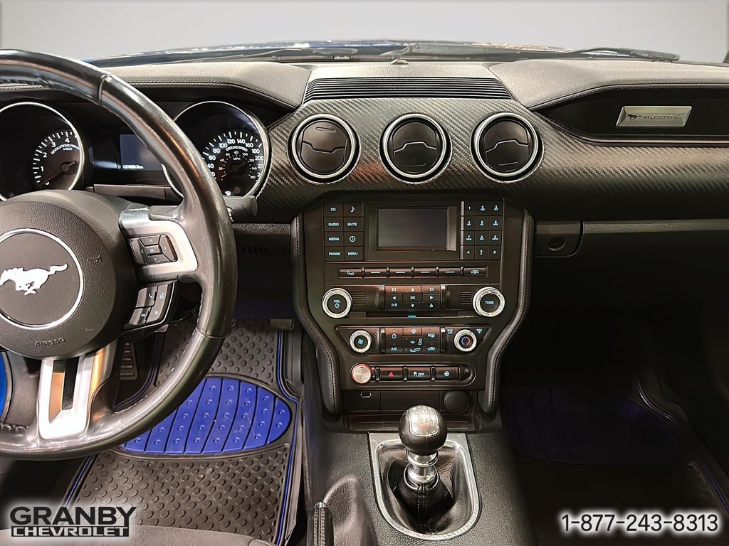 2018 Ford Mustang in Granby, Quebec - 12 - w1024h768px