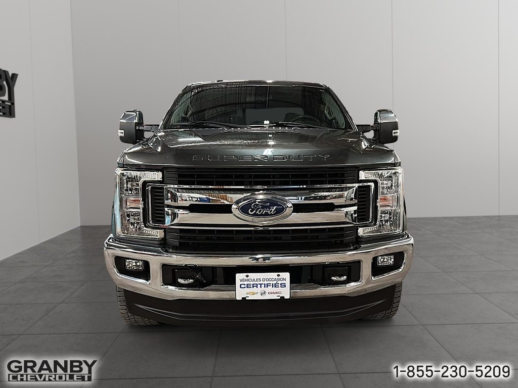 2017 Ford Super Duty F-250 SRW CREWCAB BOITE 6.6 MOTEUR 6.7L DIESEL in Granby, Quebec - 2 - w1024h768px