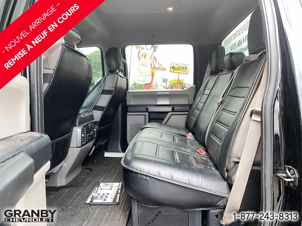 2017 Ford Super Duty F-250 SRW in Granby, Quebec - 9 - w1024h768px