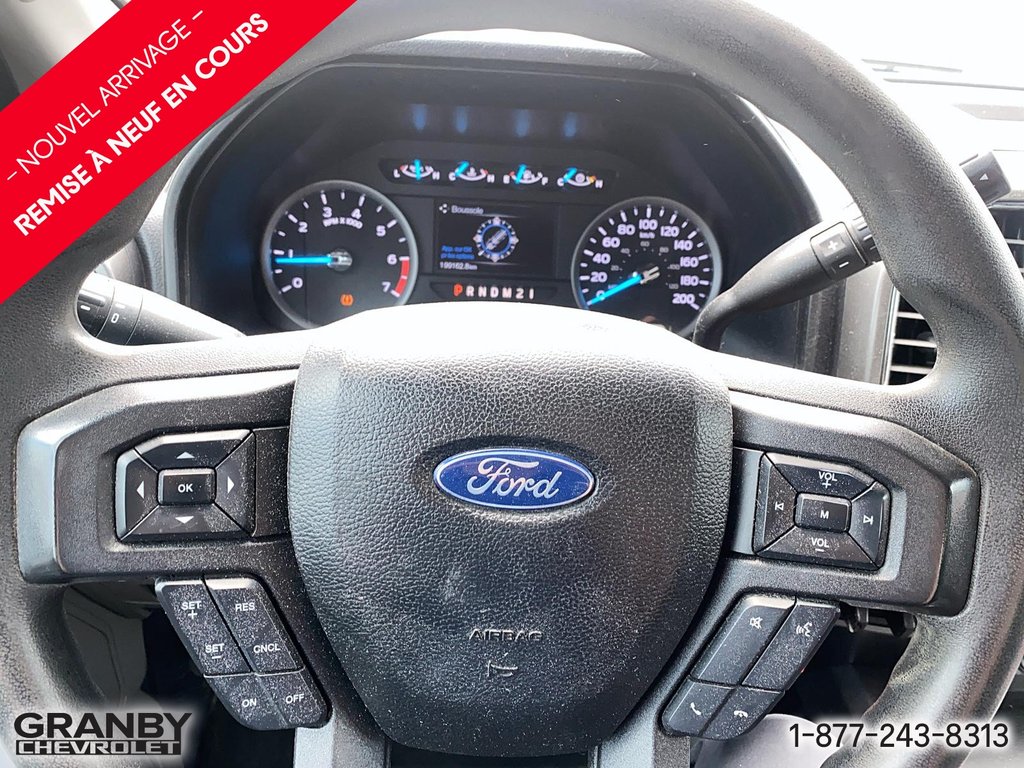 2017 Ford Super Duty F-250 SRW in Granby, Quebec - 13 - w1024h768px