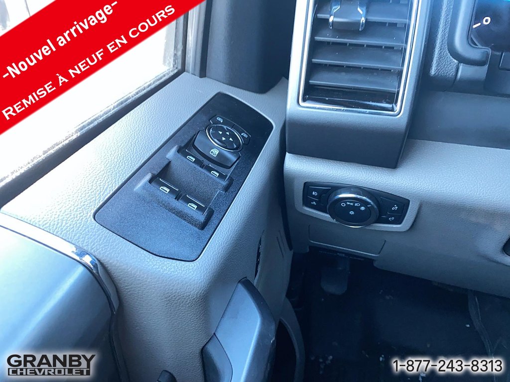 2022 Ford Super Duty F-250 SRW in Granby, Quebec - 11 - w1024h768px
