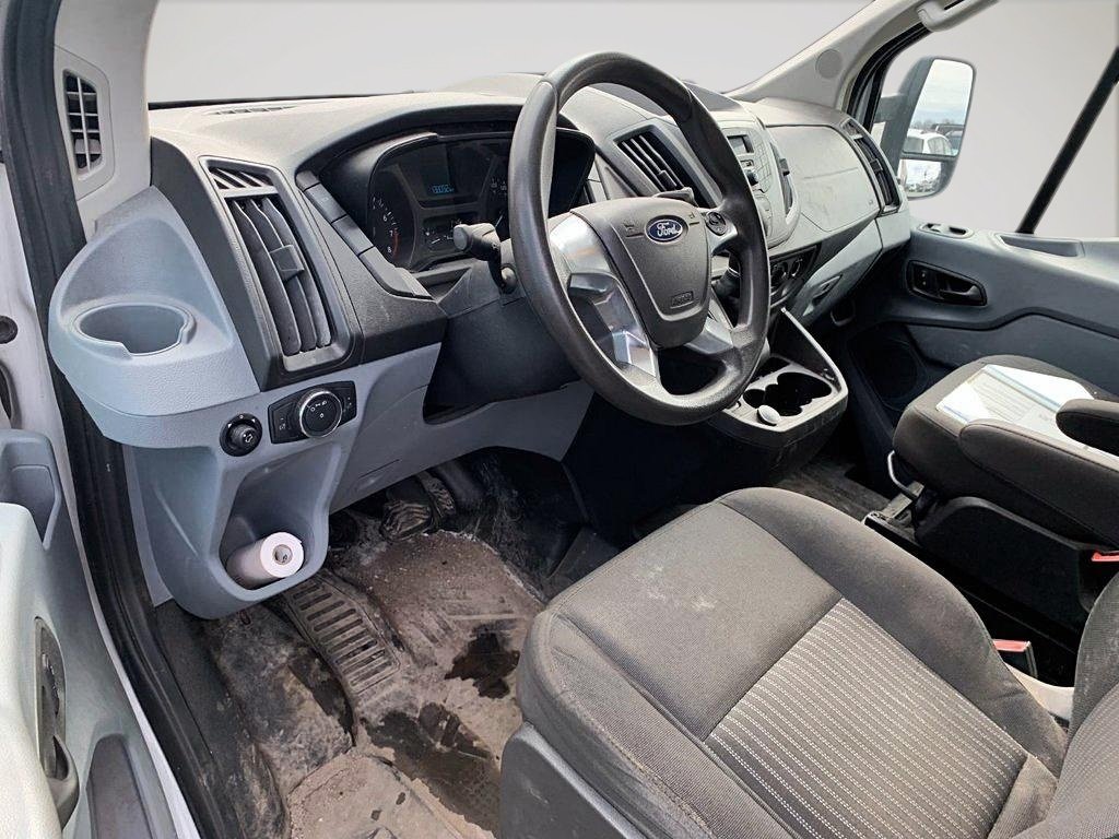 2018 Ford TRANSIT CUTAWAY in Granby, Quebec - 9 - w1024h768px