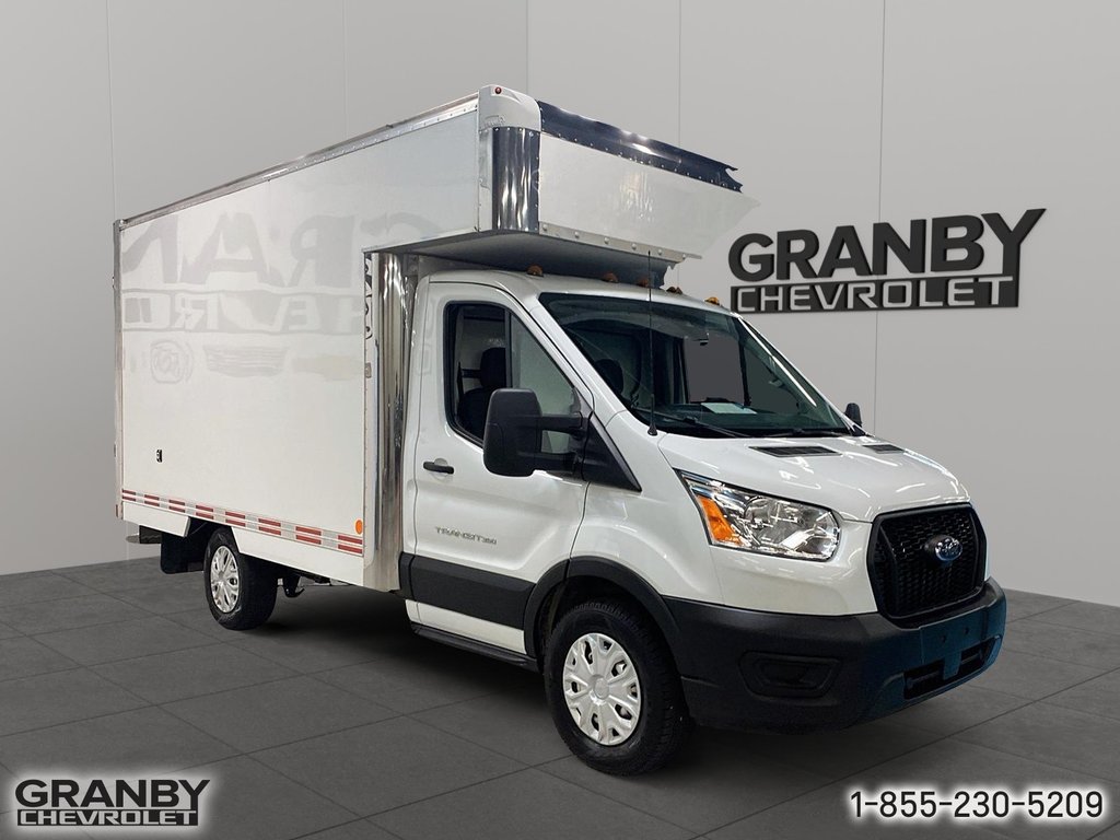 2020 Ford TRANSIT CUTAWAY in Granby, Quebec - 7 - w1024h768px