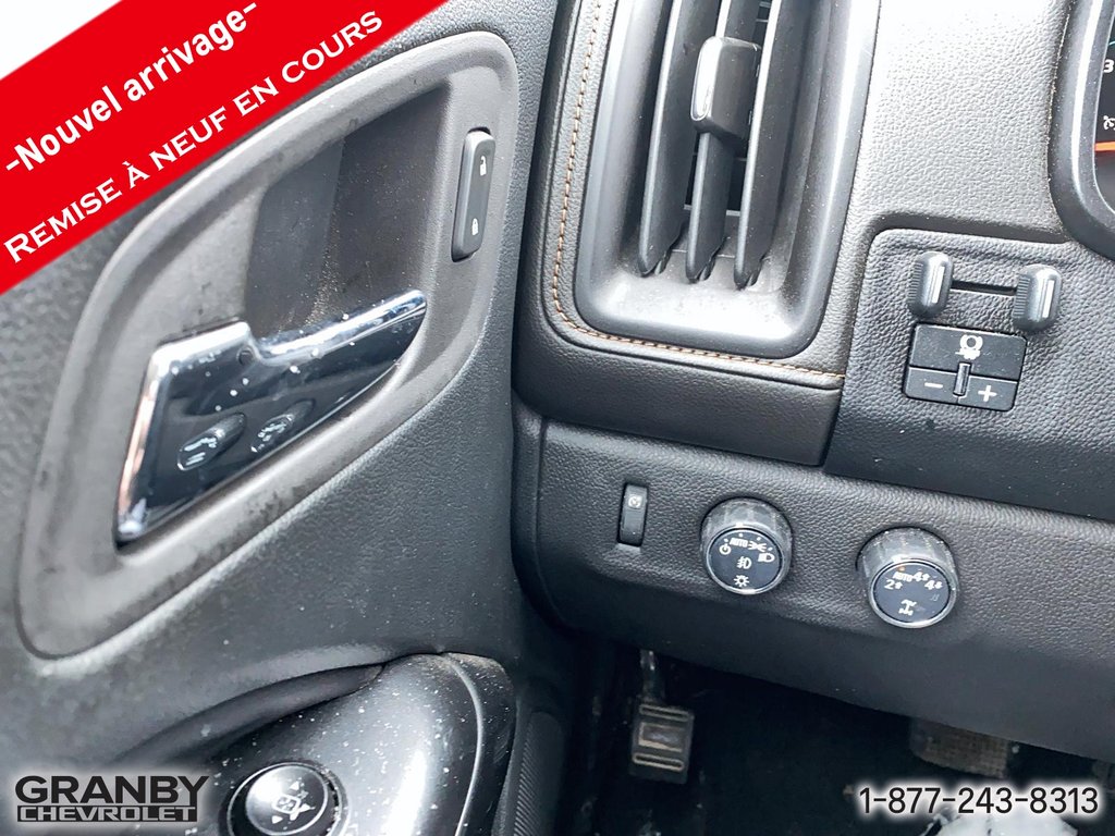 GMC Canyon 4WD AT4 w/Cloth boite 6.2 2022 à Granby, Québec - 10 - w1024h768px