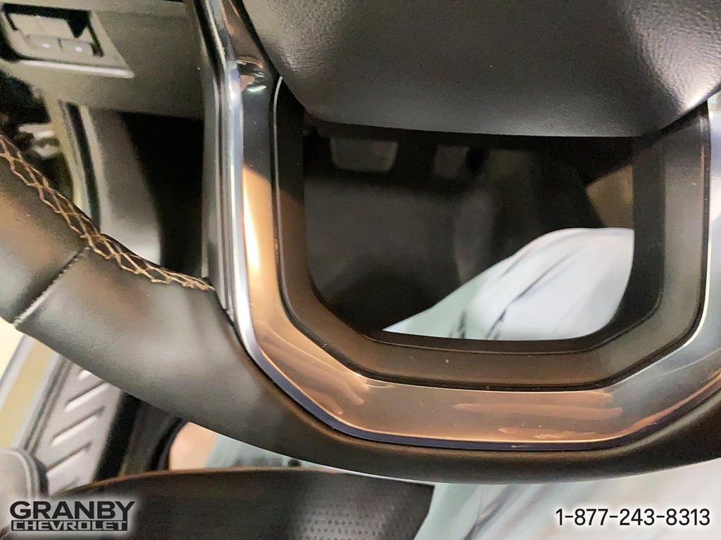 GMC Canyon Denali boite 5.2pi 2023 à Granby, Québec - 15 - w1024h768px