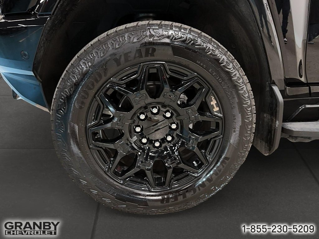 2026 GMC Hummer EV Pickup in Granby, Quebec - 10 - w1024h768px