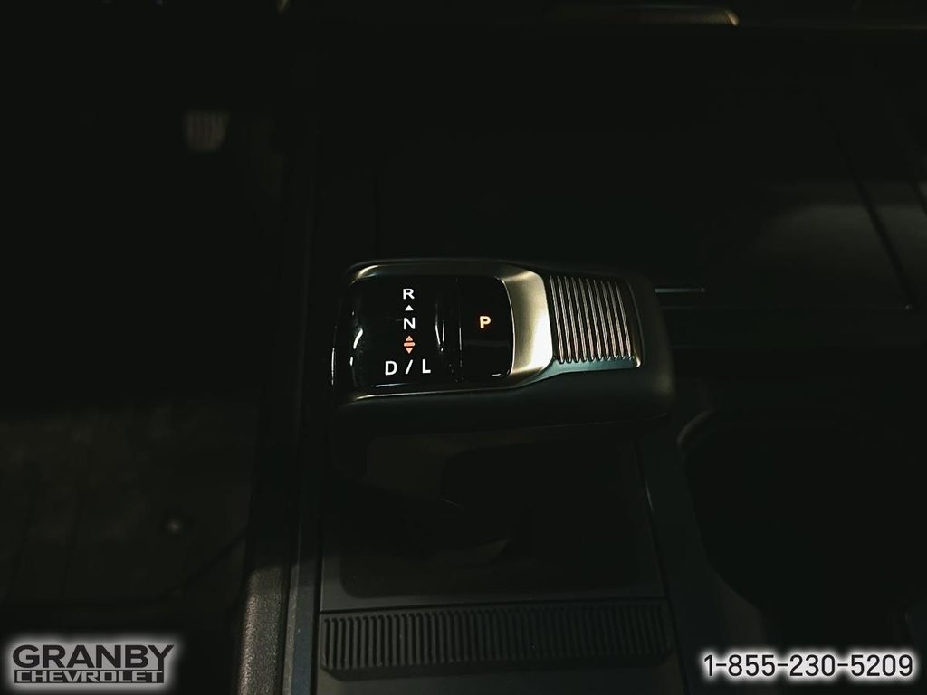 2026 GMC Hummer EV Pickup in Granby, Quebec - 17 - w1024h768px