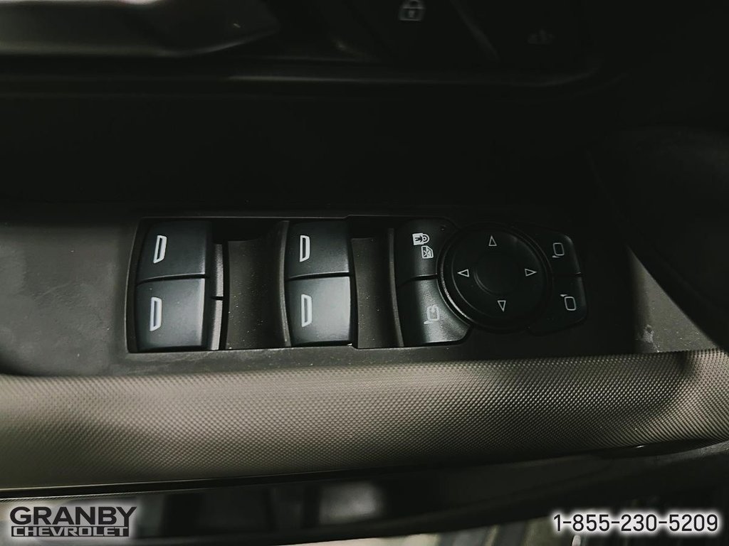 2026 GMC Hummer EV Pickup in Granby, Quebec - 13 - w1024h768px