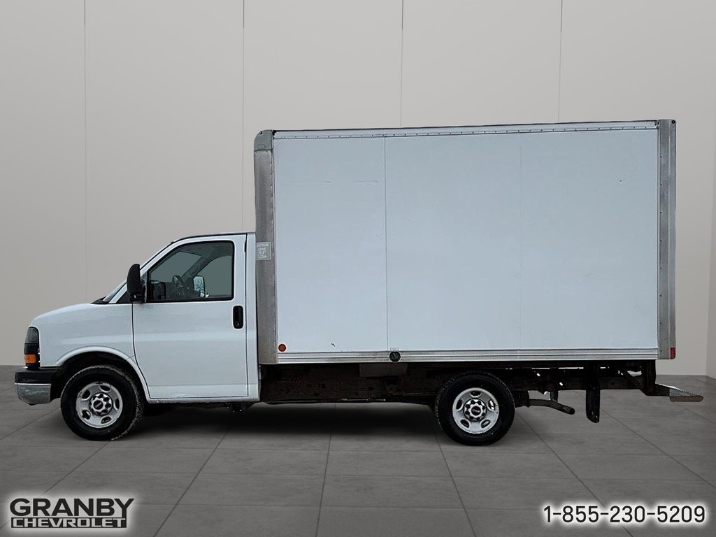 GMC Savana Commercial Cutaway 12 pied 2013 à Granby, Québec - 8 - w1024h768px