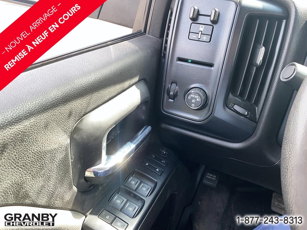 GMC Sierra 1500 Limited  2019 à Granby, Québec - 12 - w1024h768px