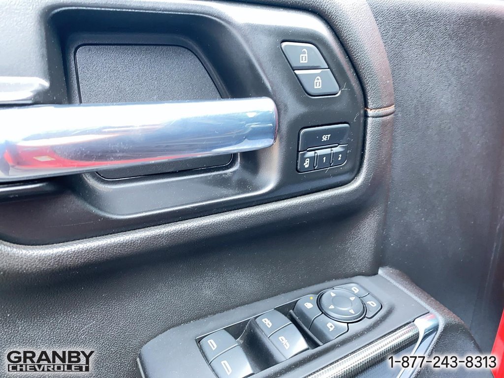 GMC SIERRA 1500 LIMITED AT4CREWCAB BOITE 6.6 MOTEUR 6.2L 2022 à Granby, Québec - 14 - w1024h768px