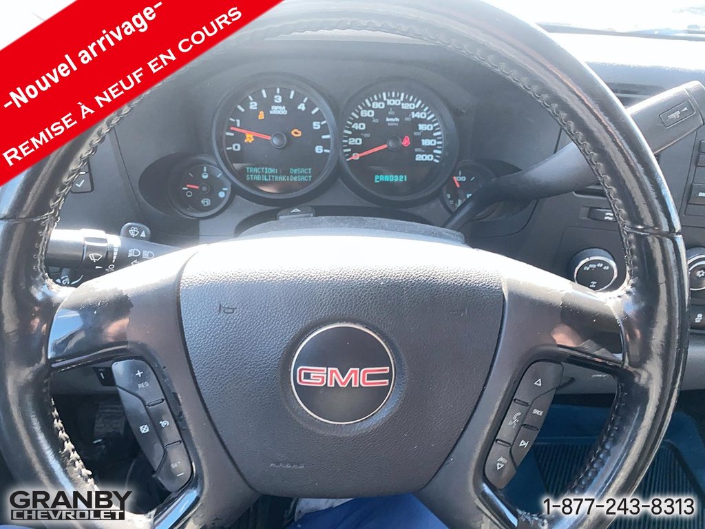 2013 GMC Sierra 1500 in Granby, Quebec - 9 - w1024h768px
