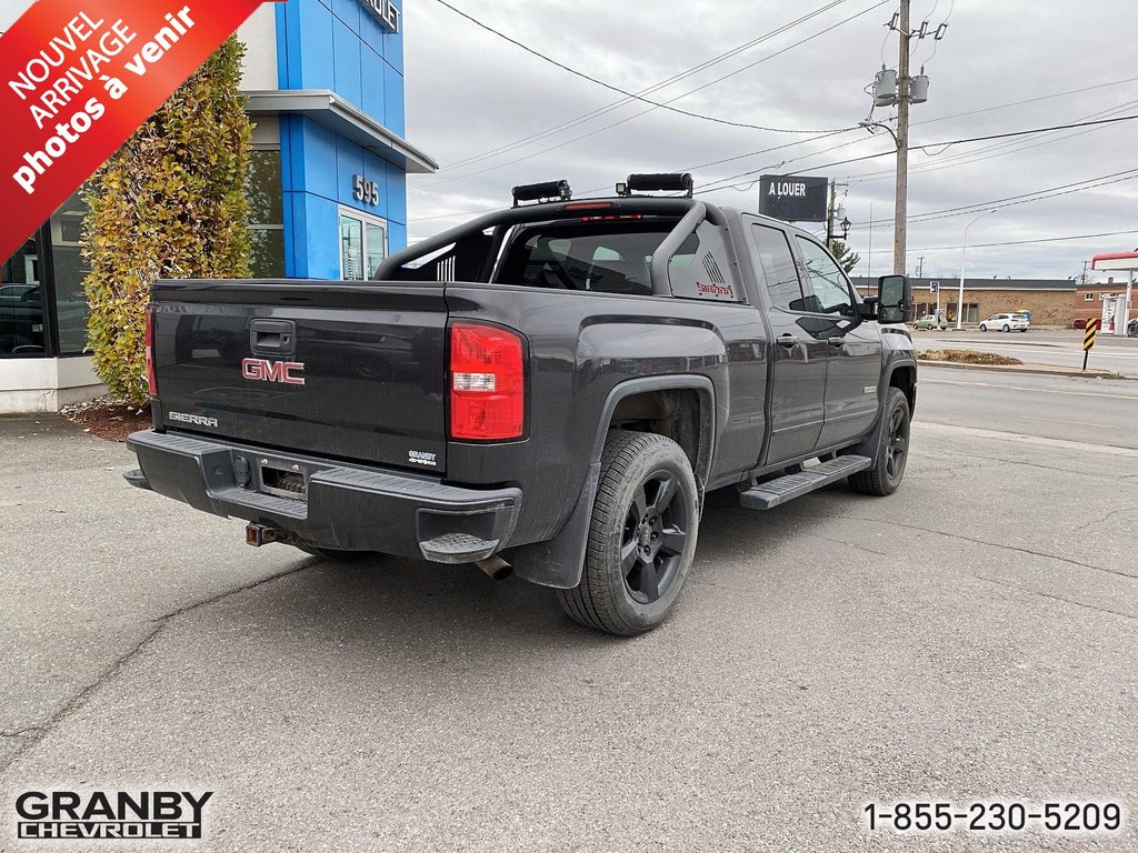 2016  Sierra 1500 CAB DOUBLE BOITE 6.6 MOTEUR 5.3L in Granby, Quebec - 8 - w1024h768px