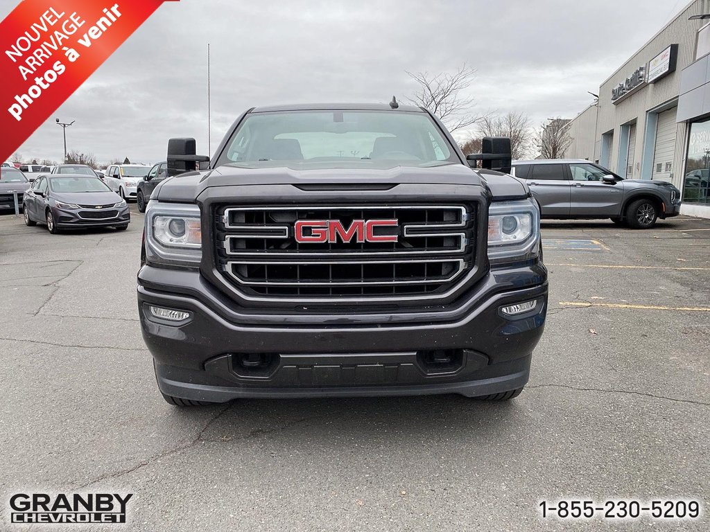 2016  Sierra 1500 CAB DOUBLE BOITE 6.6 MOTEUR 5.3L in Granby, Quebec - 3 - w1024h768px