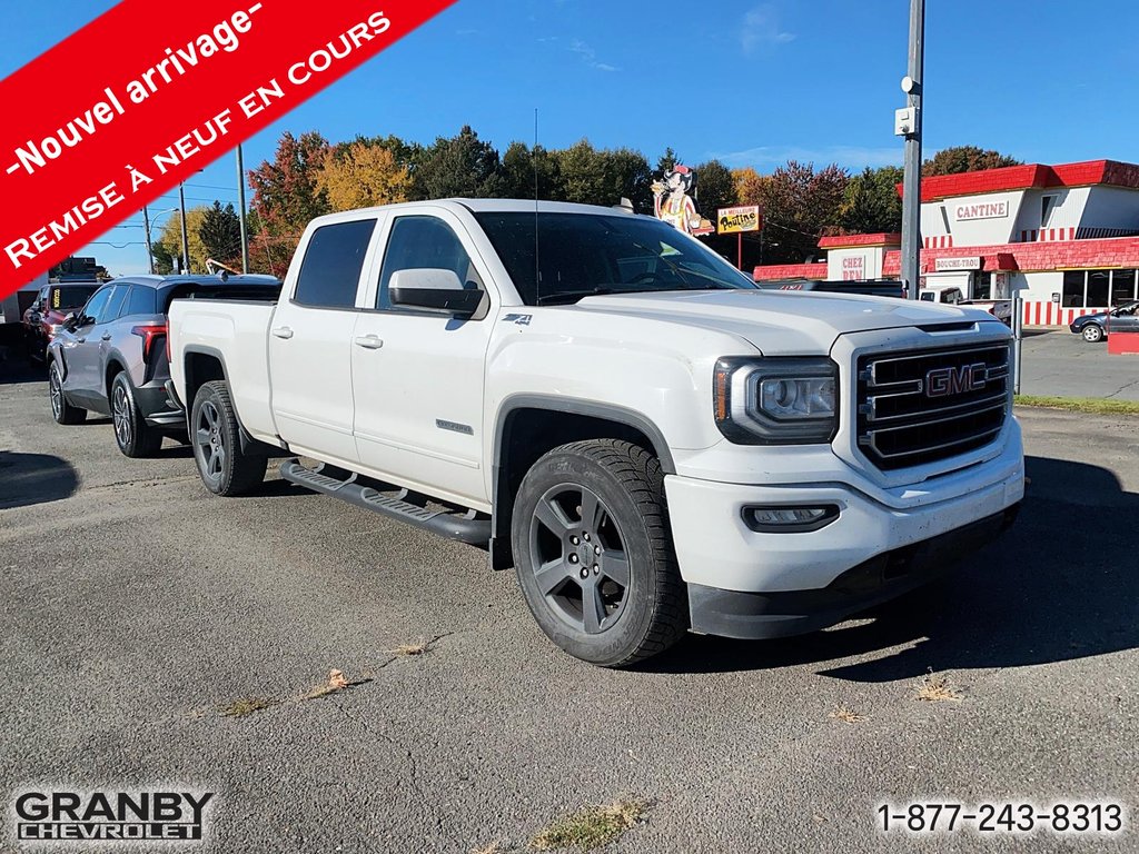 2017 GMC Sierra 1500 SLE crewcab boite 6.6 moteur 5.3l in Granby, Quebec - 4 - w1024h768px