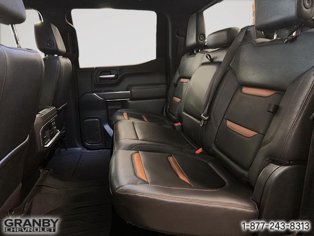2020 GMC Sierra 1500 AT4 crewcab boite 6.6 diesel in Granby, Quebec - 11 - w1024h768px