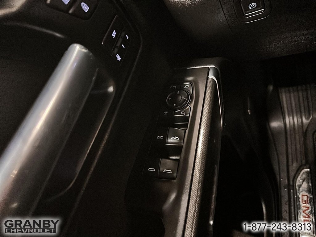2021 GMC Sierra 1500 AT4 CREWCAB BOITE 6.6 DIESEL in Granby, Quebec - 14 - w1024h768px