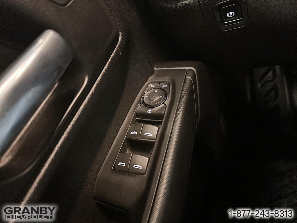 GMC Sierra 1500  2022 à Granby, Québec - 15 - w1024h768px