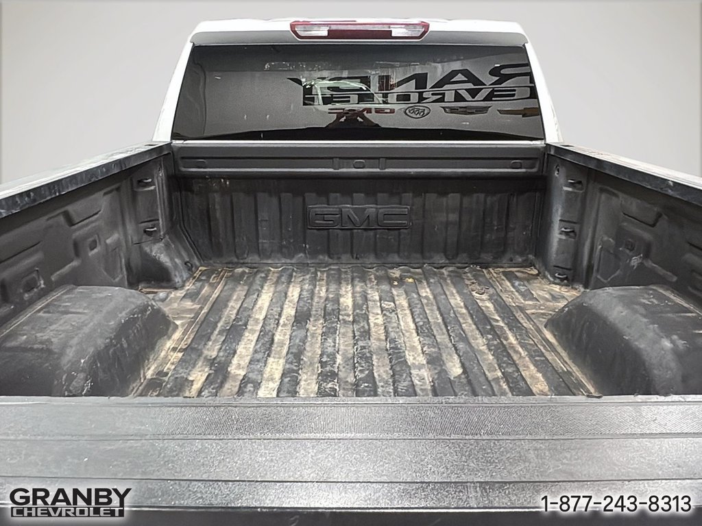 GMC Sierra 1500  2022 à Granby, Québec - 9 - w1024h768px