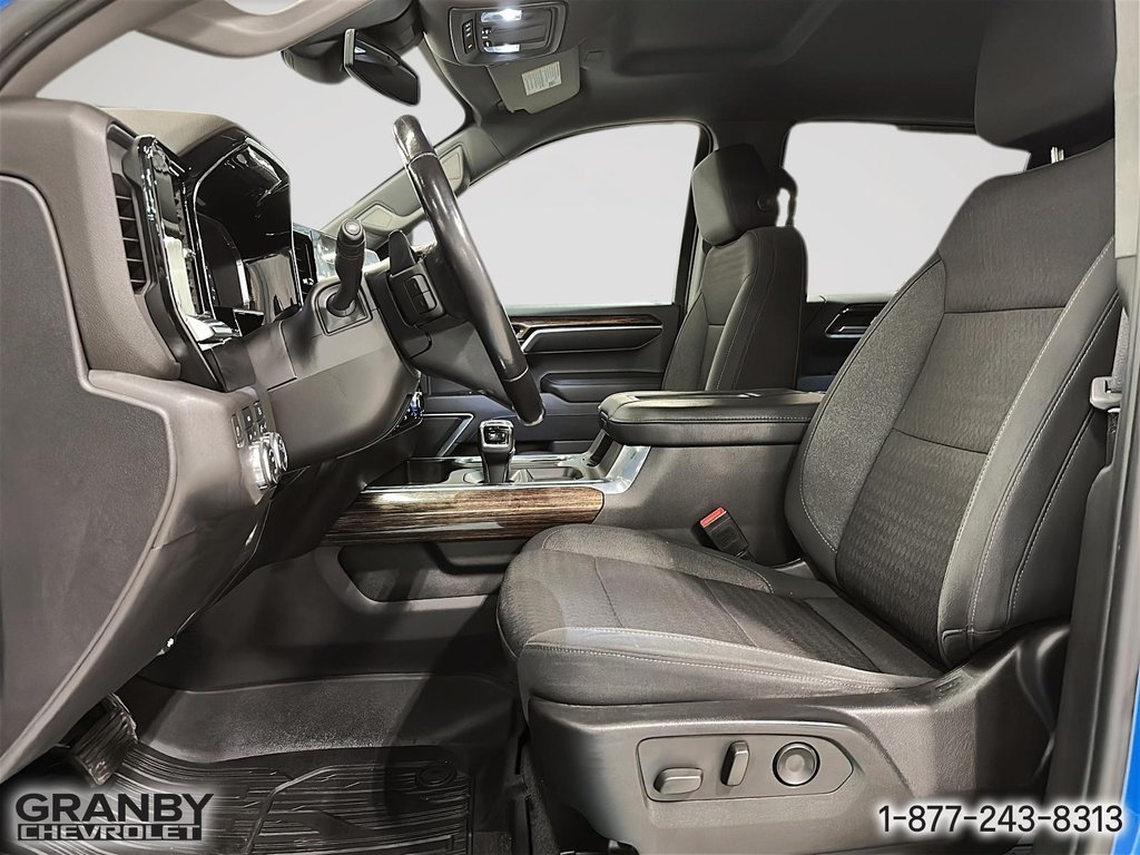 2022 GMC Sierra 1500 Elevation in Granby, Quebec - 12 - w1024h768px