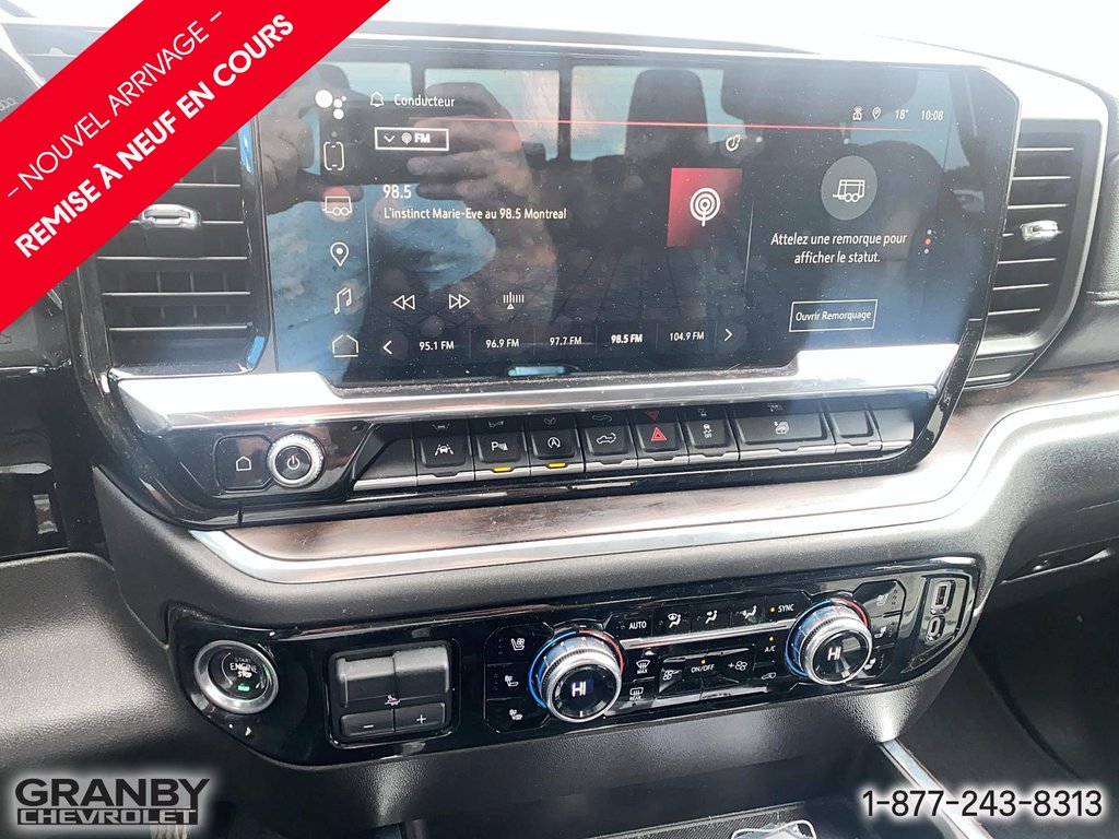 2022 GMC Sierra 1500 SLT crewcab remorquage max boite 6.6 moteur 6.2 L in Granby, Quebec - 13 - w1024h768px