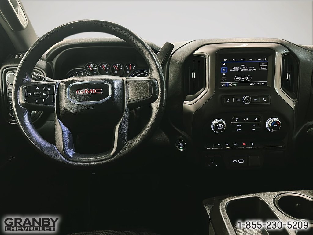 2023 GMC Sierra 1500 PRO in Granby, Quebec - 13 - w1024h768px