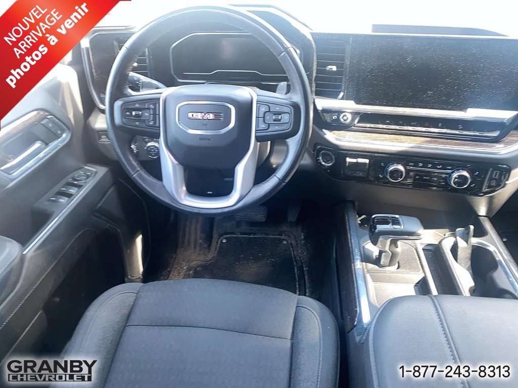 GMC Sierra 1500  2023 à Granby, Québec - 9 - w1024h768px