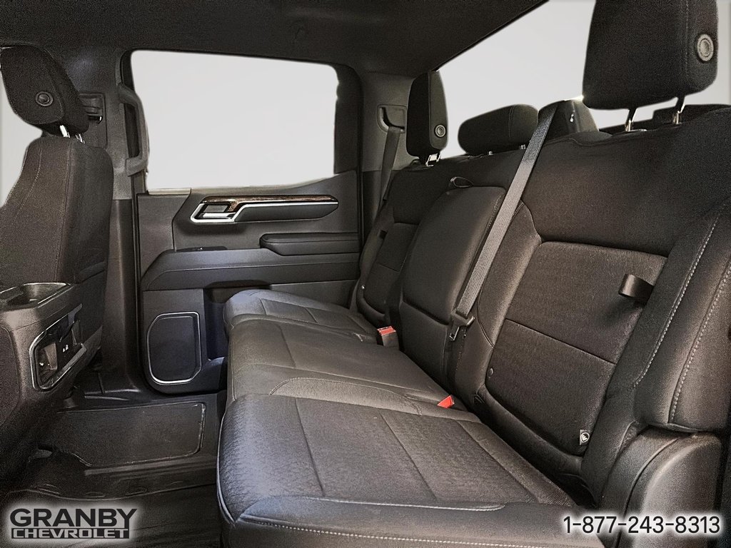 2023 GMC Sierra 1500 in Granby, Quebec - 12 - w1024h768px