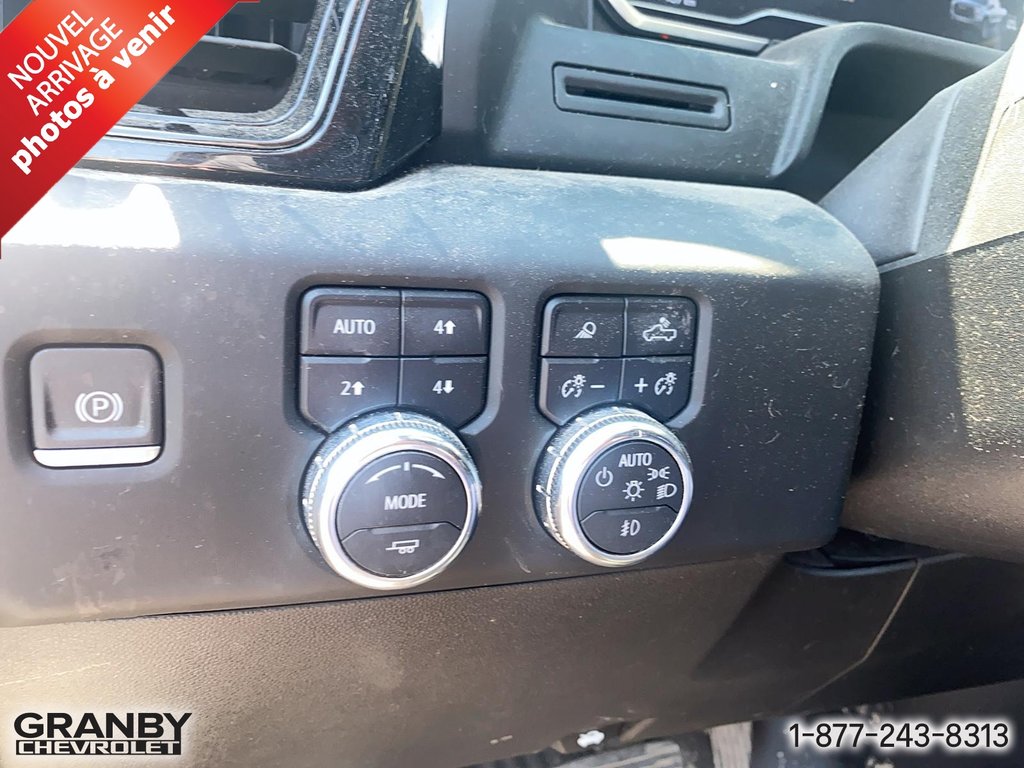 GMC Sierra 1500  2023 à Granby, Québec - 13 - w1024h768px