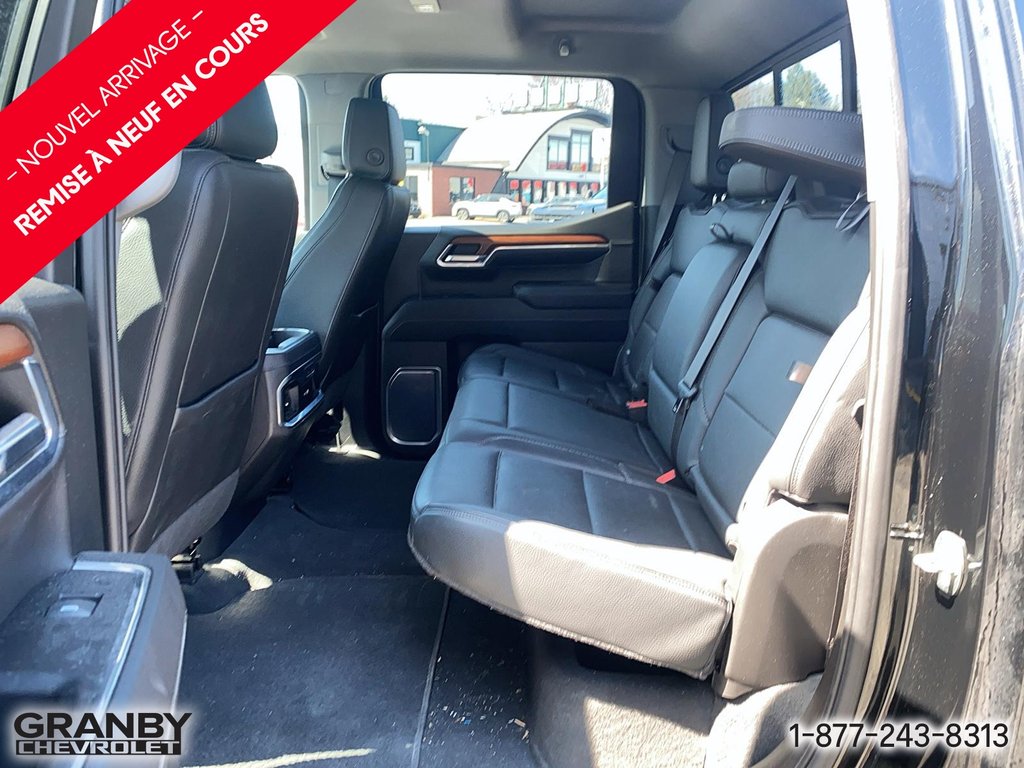 2023 GMC Sierra 1500 in Granby, Quebec - 9 - w1024h768px