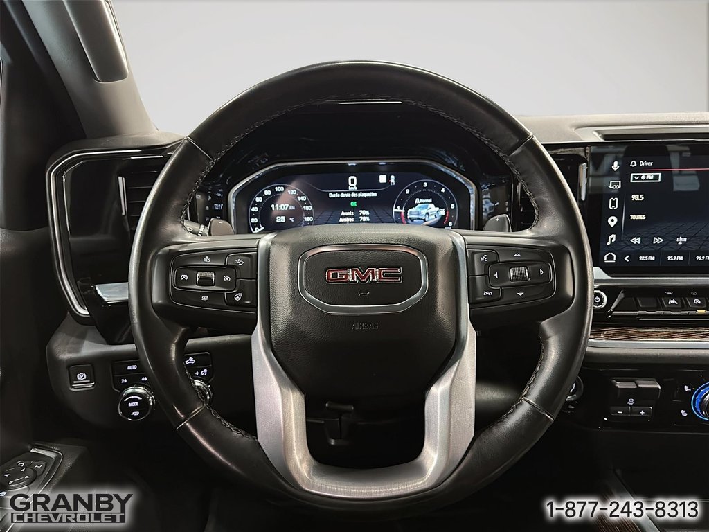 2023 GMC Sierra 1500 Elevation crewcab diesel boite 6.6 pied in Granby, Quebec - 16 - w1024h768px