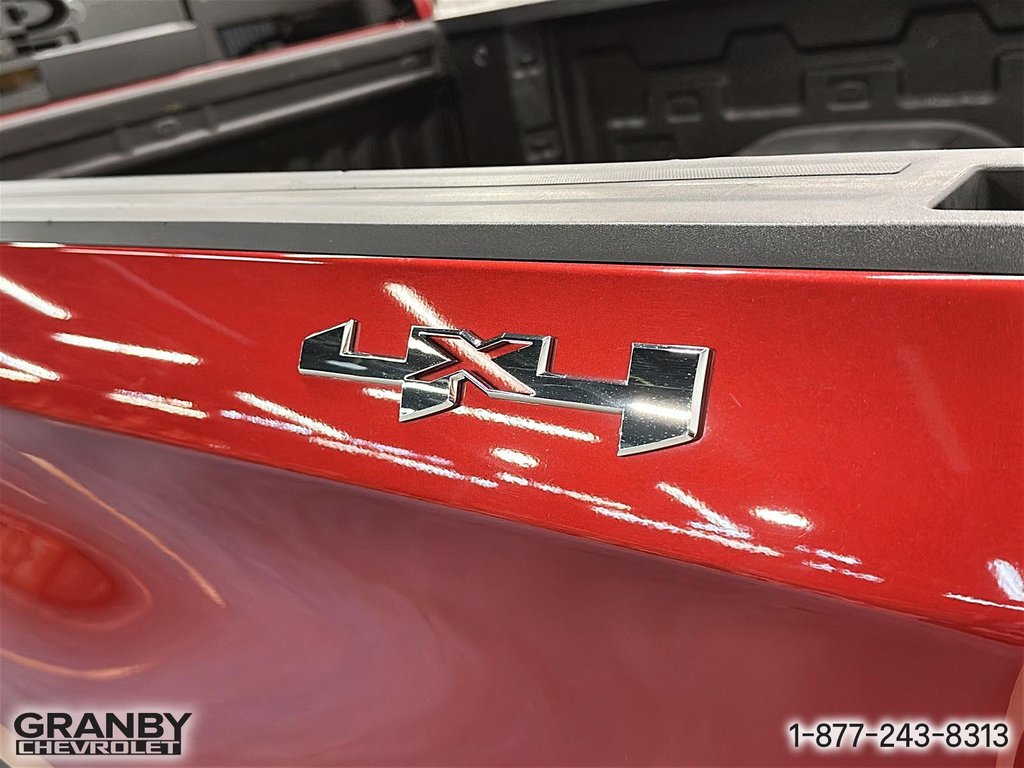 2023 GMC Sierra 1500 Elevation crewcab diesel boite 6.6 pied in Granby, Quebec - 20 - w1024h768px