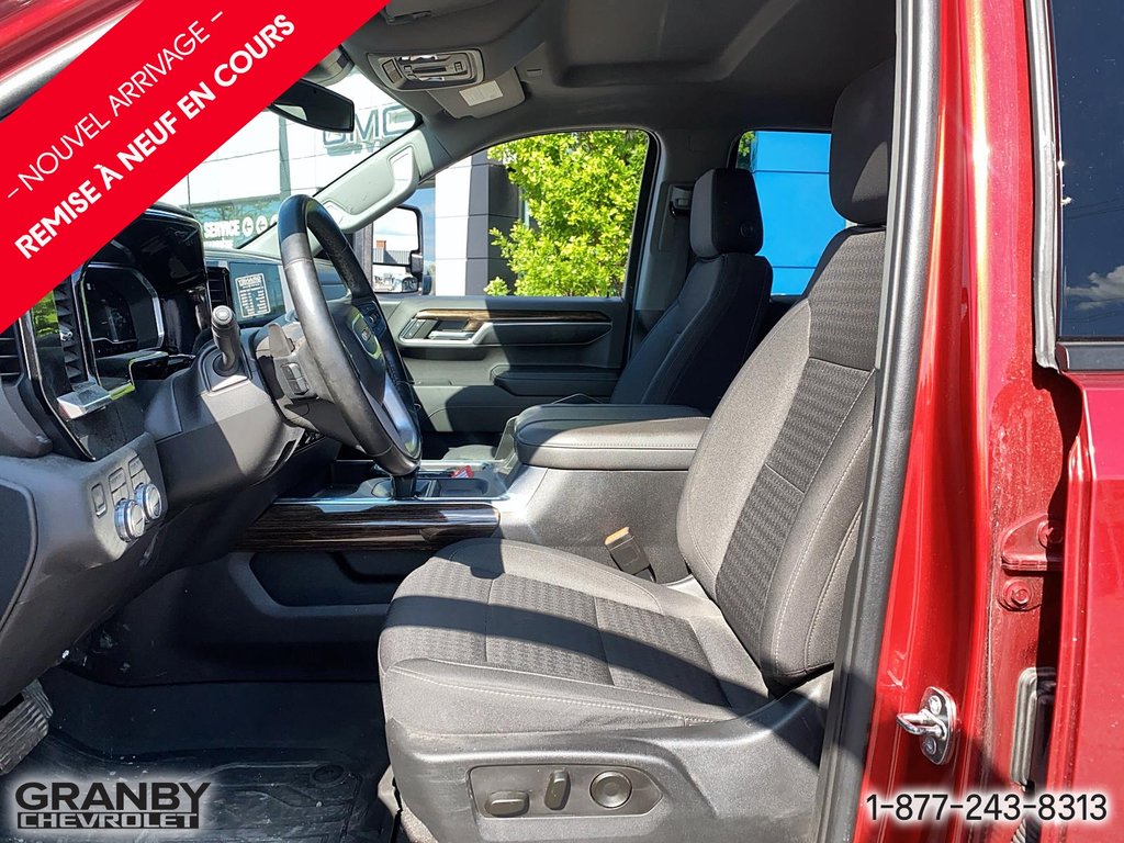 GMC Sierra 1500  2023 à Granby, Québec - 9 - w1024h768px