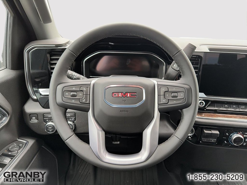 2024 GMC Sierra 1500 in Granby, Quebec - 12 - w1024h768px