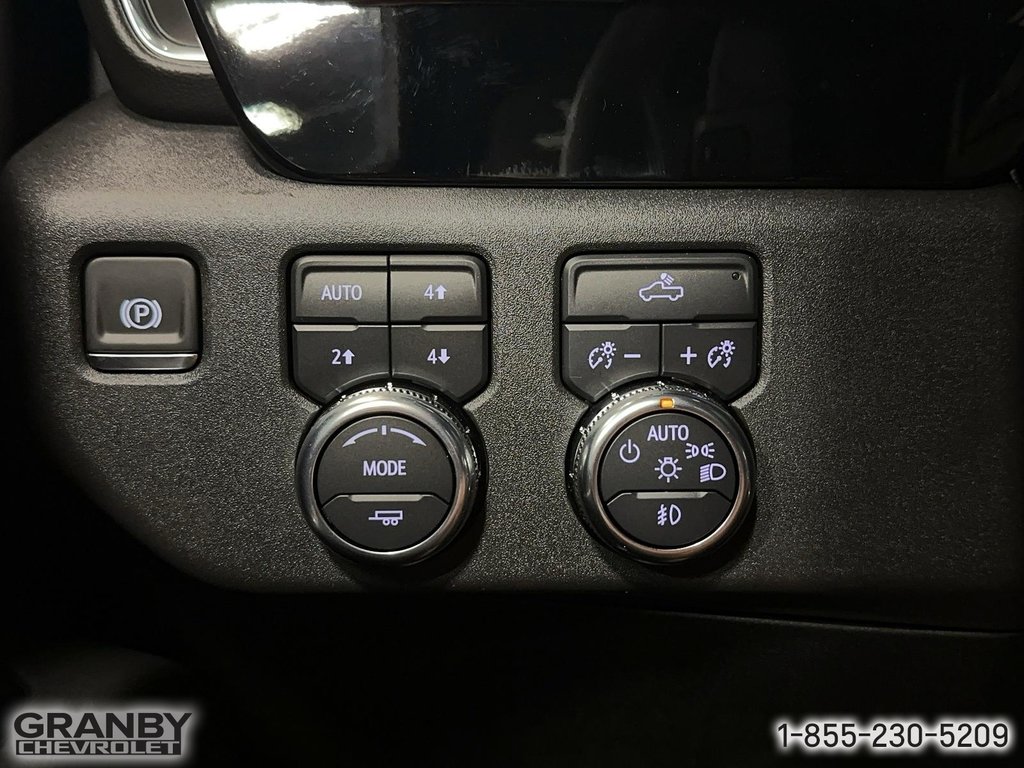 2024 GMC Sierra 1500 in Granby, Quebec - 18 - w1024h768px