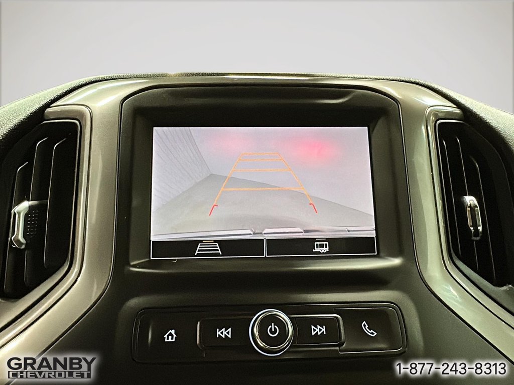 2024 GMC Sierra 1500 Pro crewcab boite 6.6 moteur 4 cyl 2.7L in Granby, Quebec - 24 - w1024h768px