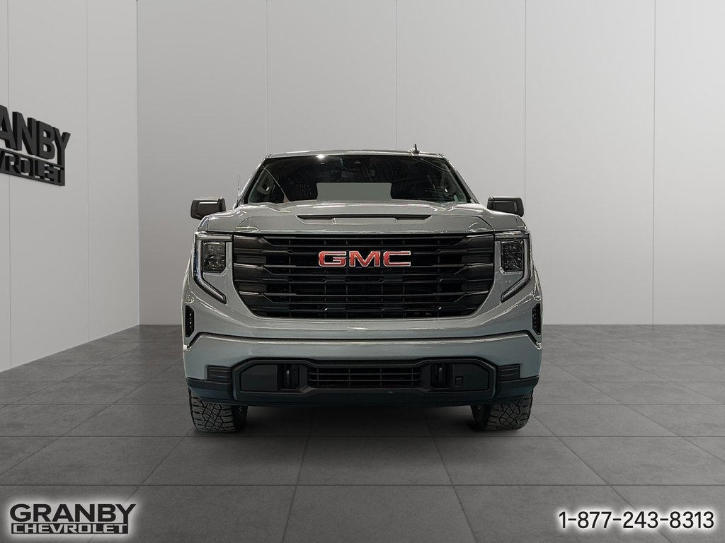 2024 GMC Sierra 1500 Pro crewcab boite 6.6 moteur 4 cyl 2.7L in Granby, Quebec - 2 - w1024h768px