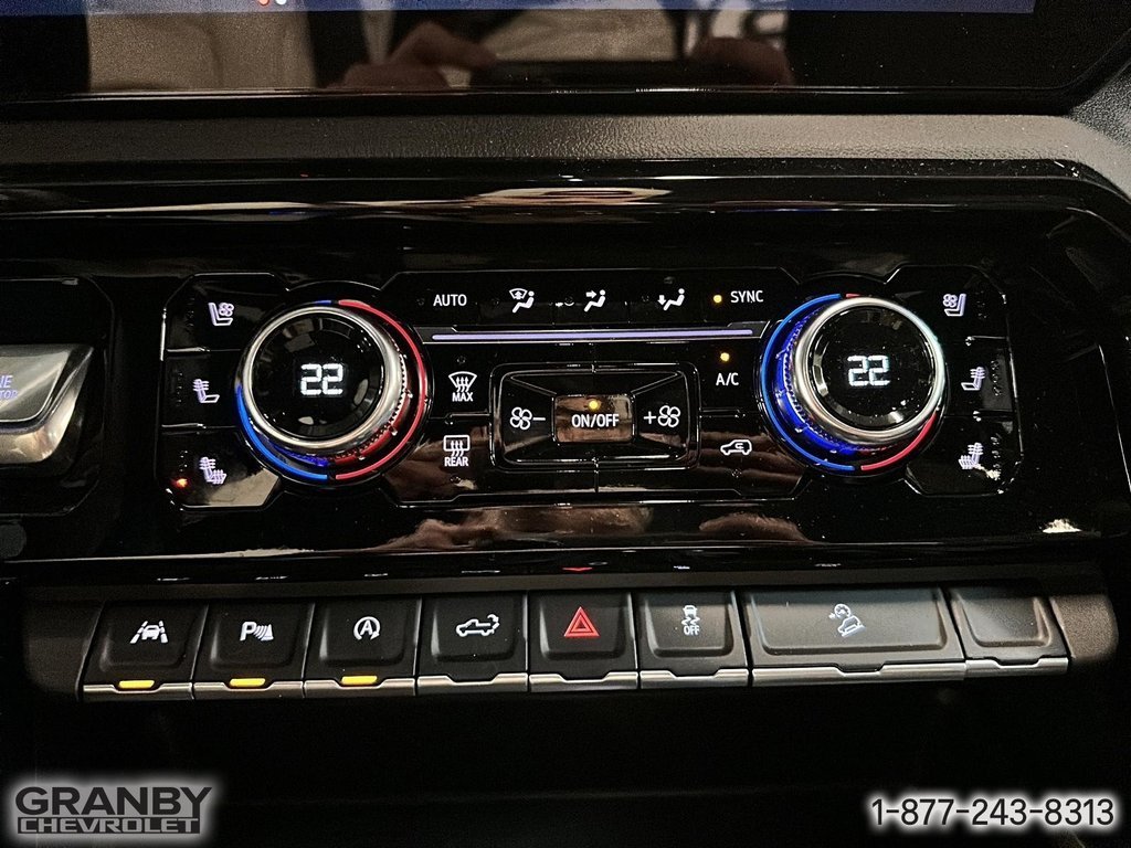 2026 GMC K1500 SIERRA CREW CAB AT4 STD/BOX (4SB) in Granby, Quebec - 17 - w1024h768px