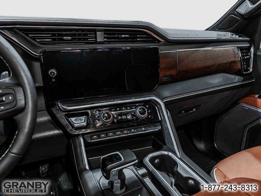 2026 GMC K1500 SIERRA CREW CAB DENALI ULTIMATE S/BOX (5SB) in Granby, Quebec - 16 - w1024h768px
